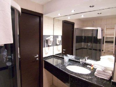 Hotel La Dolce Vita Bran Brasov 3 Stele Fii Activ Calatoreste Active Travel Agentie Turism Din Brasov