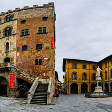 Best of Toscana – Circuit printre orașe de artă și peisaje italiene - Cunoscut pentru vasta sa productie de textile, Prato, este cel de-al doilea oras ca marime al Toscanei, dupa Florenta.