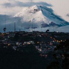 Circuit Ecuador 2026 – Turul Complet și extensie Insulele Galapagos - Quito (vedere cu vulcanul Cotopaxi)
