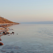 Iordania de Sf. Andrei și 1 Decembrie – Petra, Wadi Rum și Marea Moartă - Marea Moartă – relaxare într-un peisaj unic din Iordania