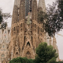 Costa Toscana 2027 – Barcelona, Ibiza și Palermo de la 1.299 € - Barcelona – Sagrada Familia, simbolul arhitectural al orașului