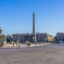 Vacanță Chic la Paris – Circuit cu farmec franțuzesc - In turul panoramic de oras vor putea fi admirate: Catedrala Notre Dame, Place de la Concorde
