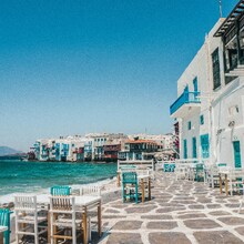 Sejururi flexibile, adaptate în timp real - Vacanță smart în Santorini
