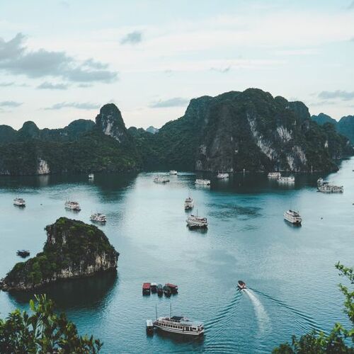 Croazieră Asia 2027: Hong Kong, Filipine, Vietnam și Singapore