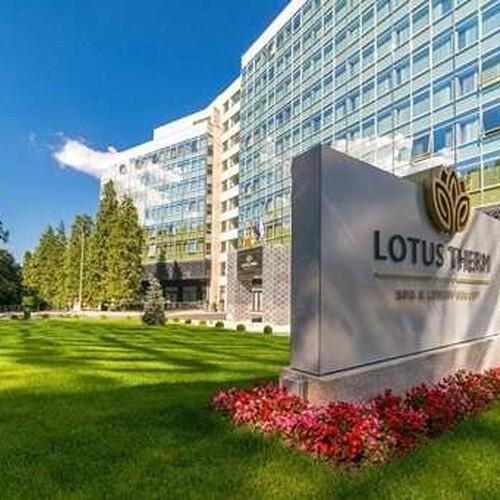 Băile Felix, Hotel Lotus Therm 5*